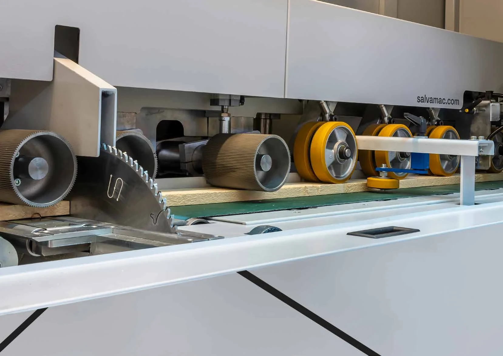 SalvaCut 3000 double traction system