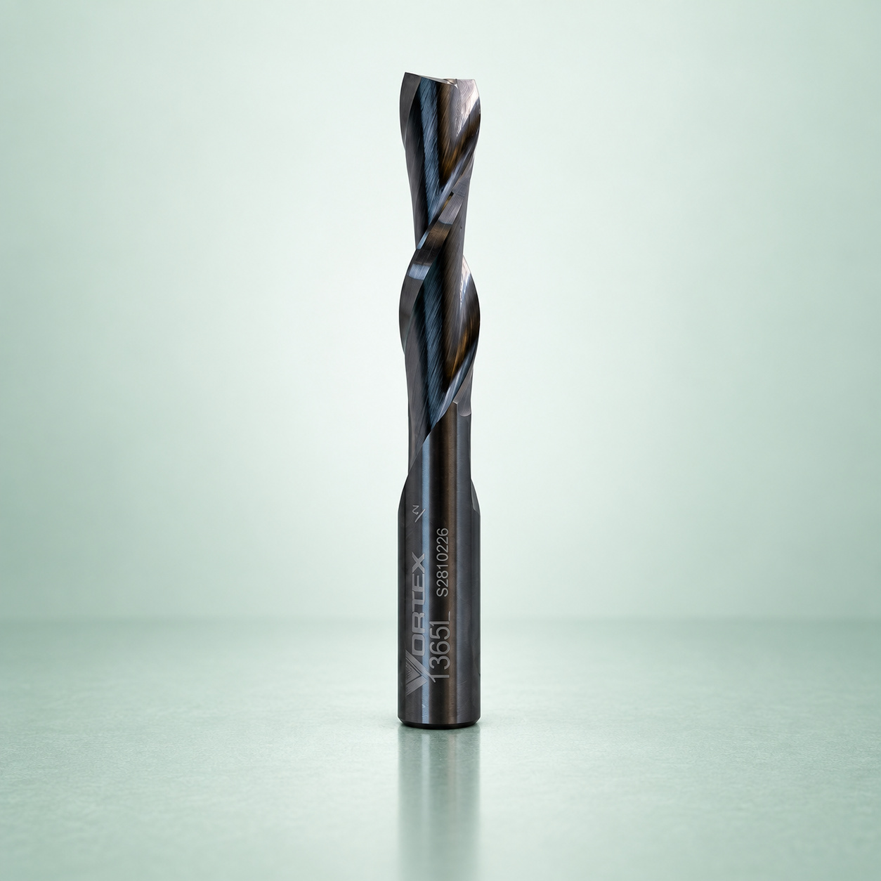Large finishing spiral end mill, upright product view
